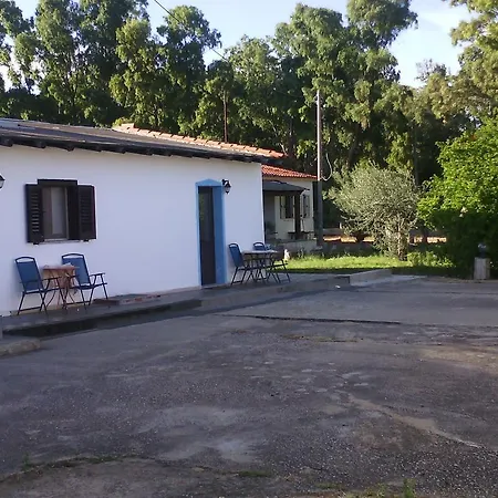 Il Rifugio Capo Comino Синискола